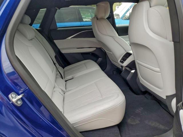 Cadillac Lyriq Luxu Luxury Image 4