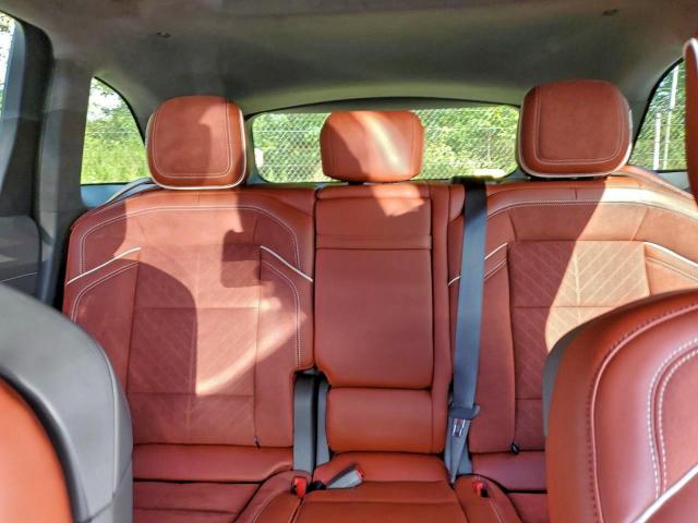 Lincoln Nautilus Black Label Image 3