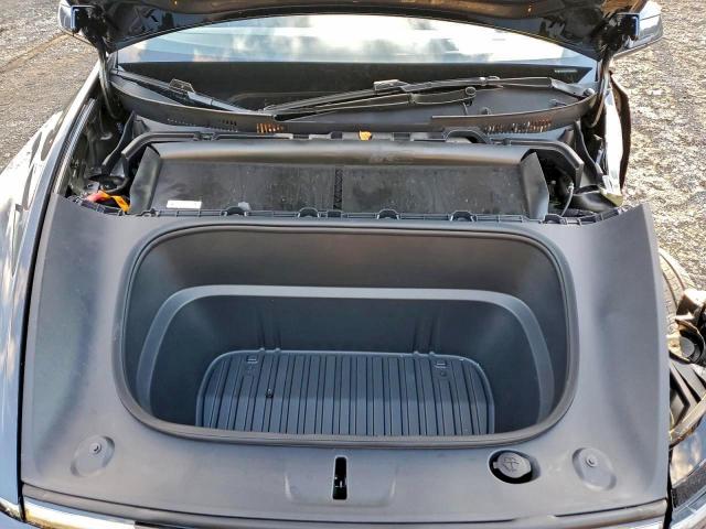 Tesla Model Y Image 11