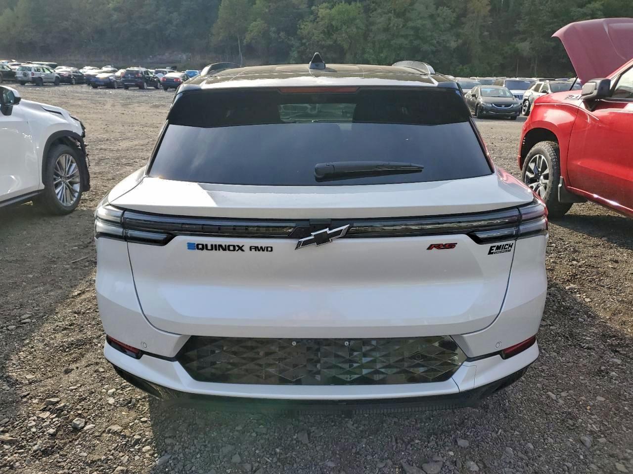 Chevrolet Equinox Rs Image 3