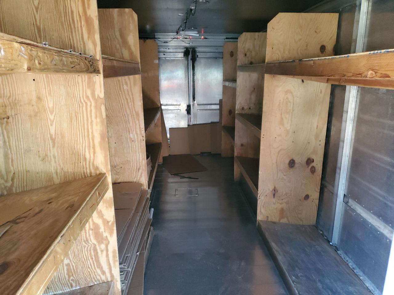 Ford E-450 E450 Super Duty Commercial Stripped Chassis Image 2