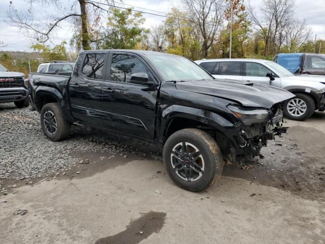 Toyota Tacoma Double Cab Image 4