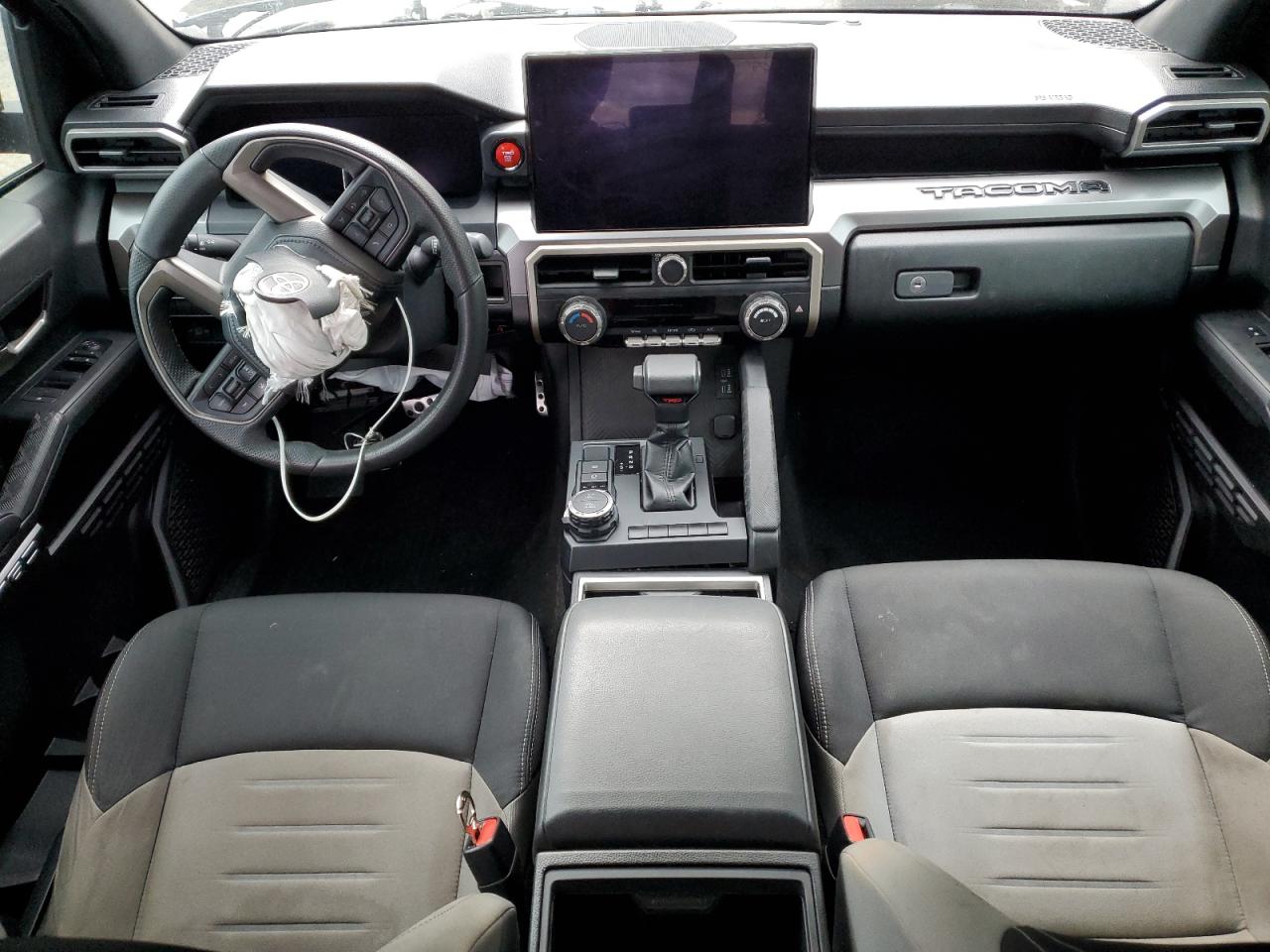 Toyota Tacoma Double Cab Image 6