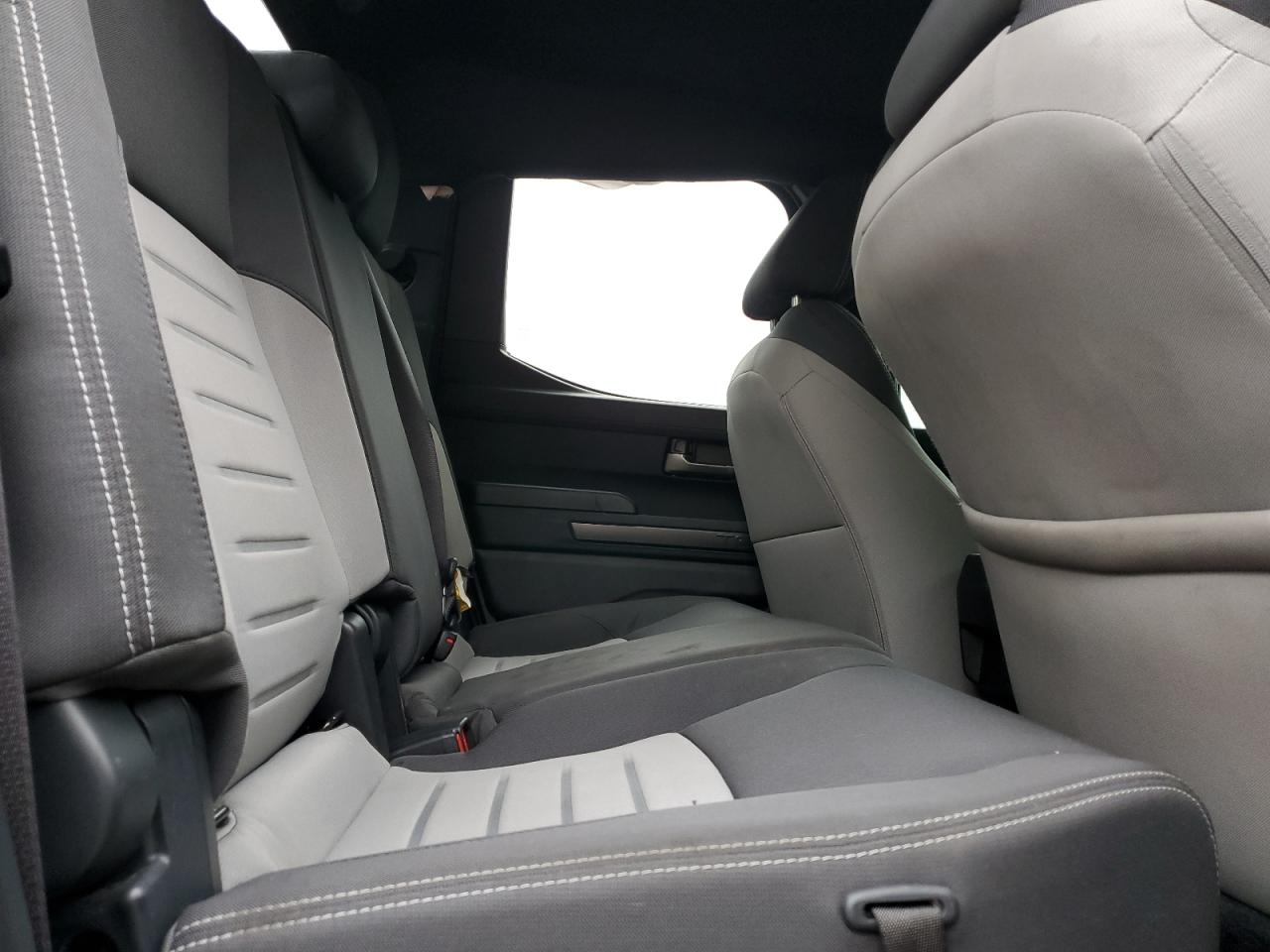 Toyota Tacoma Double Cab Image 10