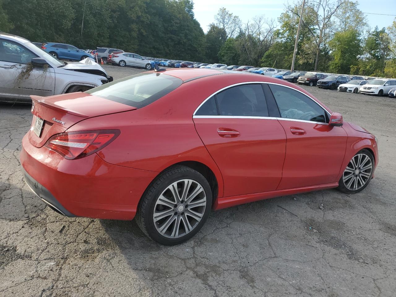 Mercedes-Benz Cla-class 250 4matic Image 3