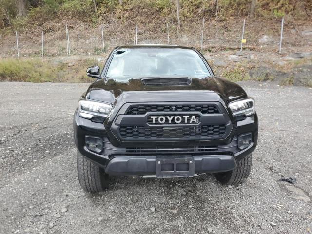 Toyota Tacoma Double Cab Image 5