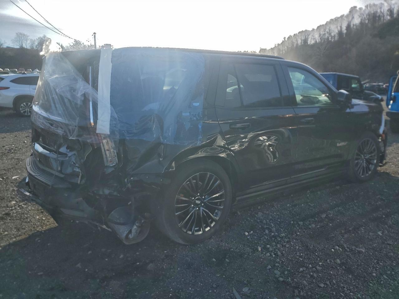 Cadillac Escalade Image 8