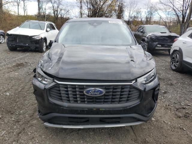 Ford Escape Active Image 2