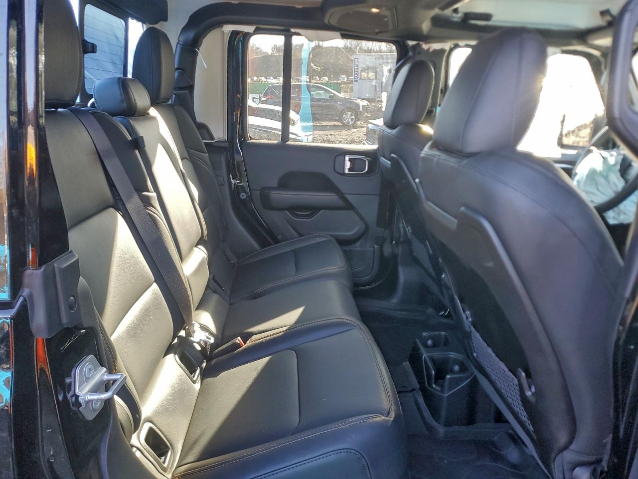 Jeep Gladiator Sport Image 11