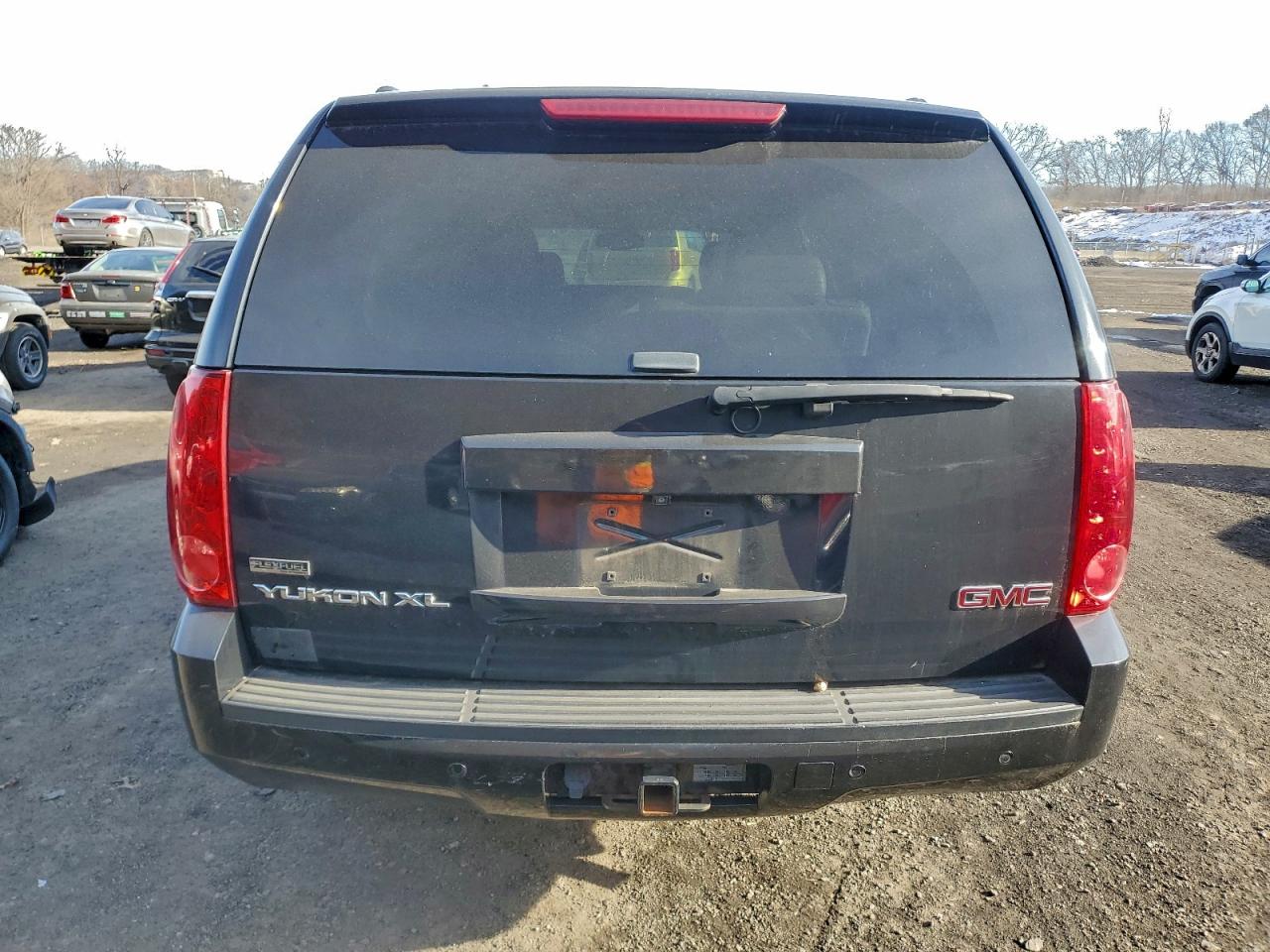 GMC Yukon K1500 Slt Image 10