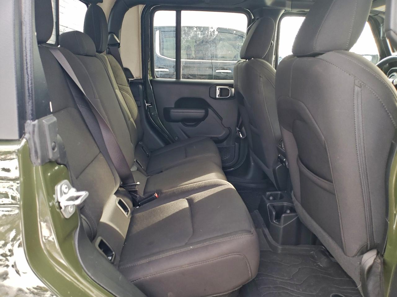 Jeep Gladiator Sport Image 6