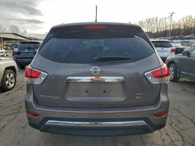 Nissan Pathfinder S Image 2