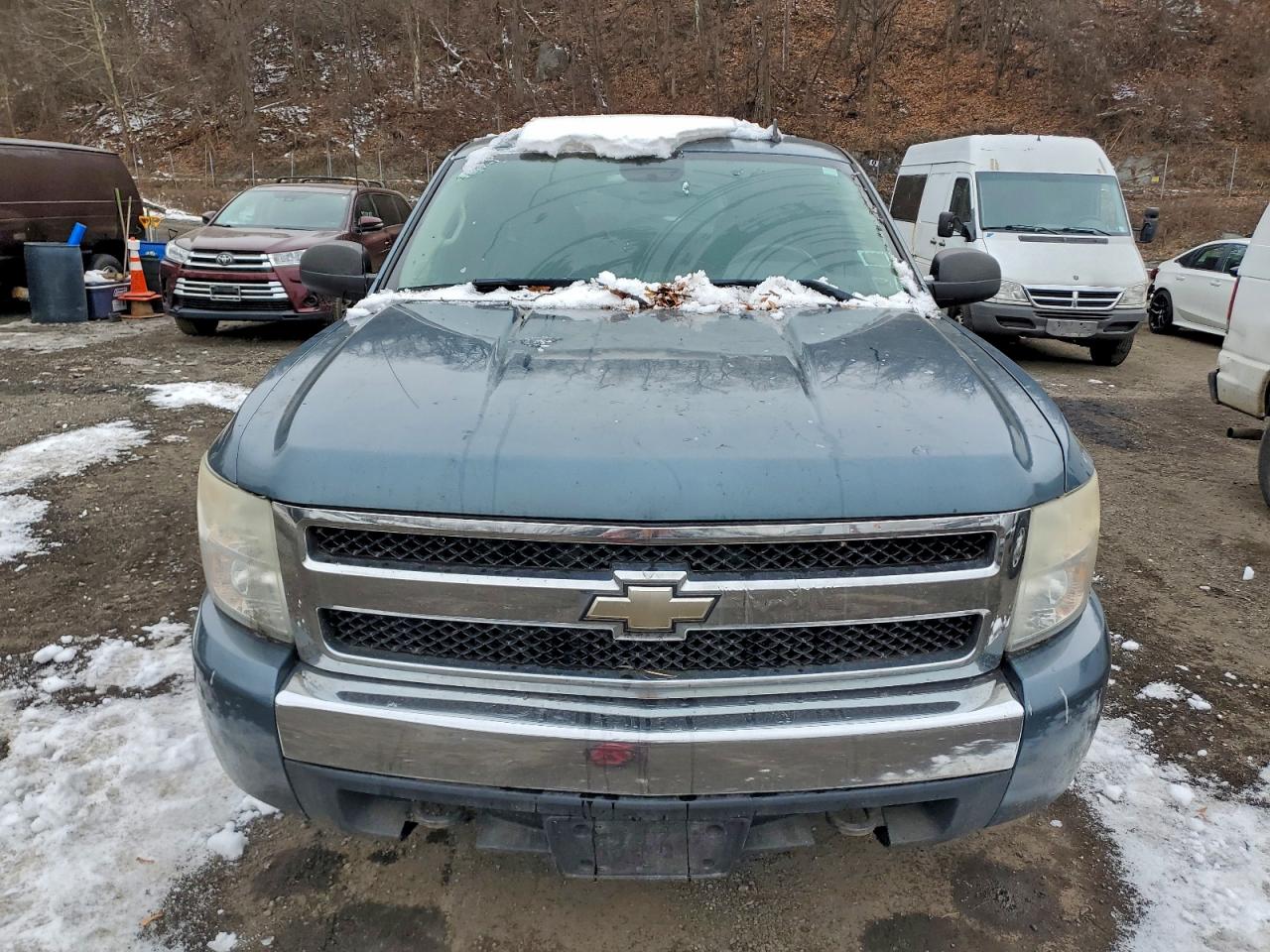 Chevrolet Silverado K1500 Image 12