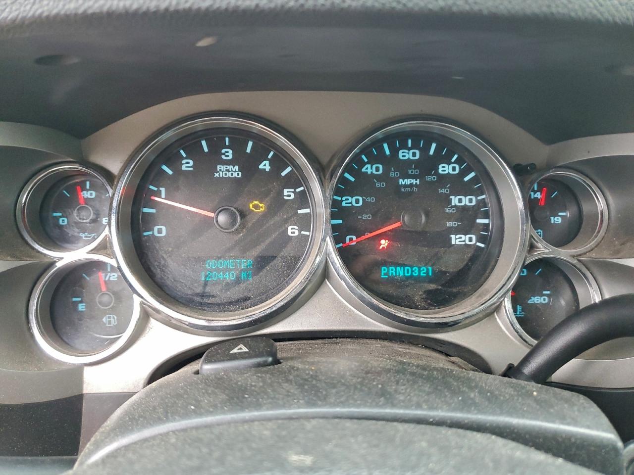 Chevrolet Silverado K1500 Image 7