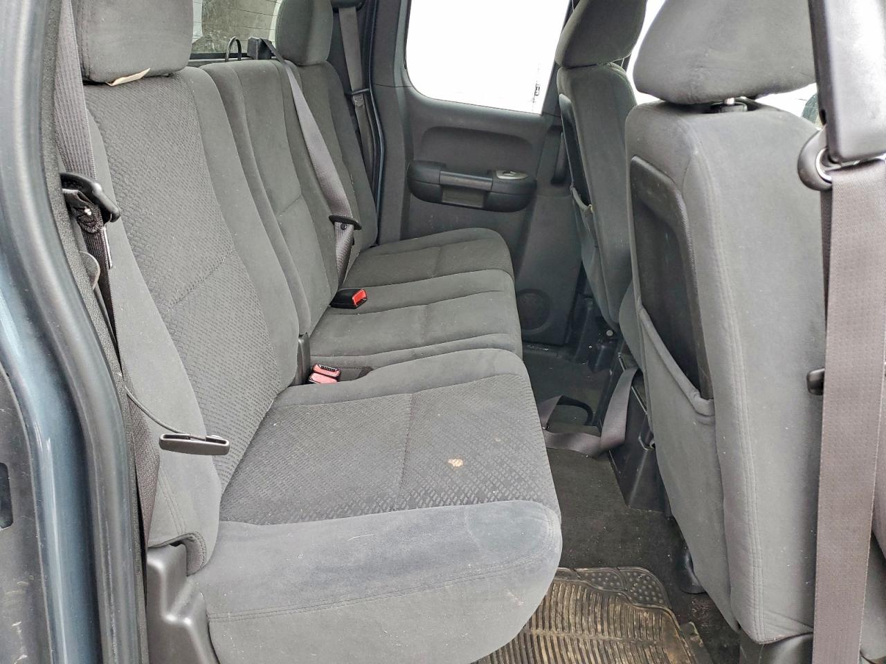 Chevrolet Silverado K1500 Image 11