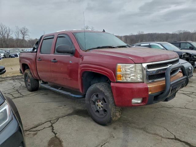 Chevrolet Silverado K1500 Crew Cab Image 3