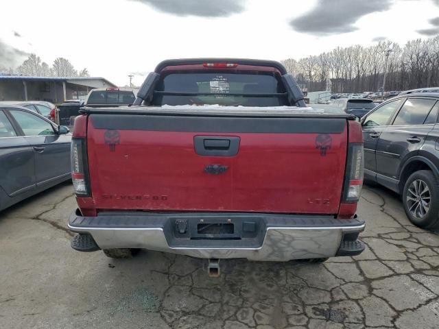 Chevrolet Silverado K1500 Crew Cab Image 9