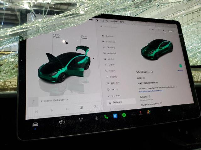 Tesla Model 3 Image 7