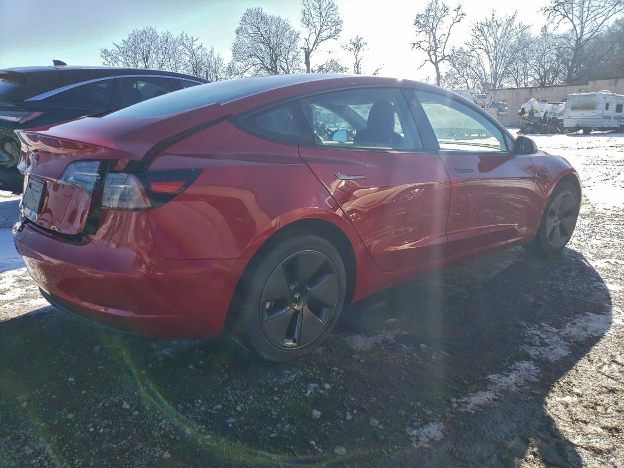 Tesla Model 3 Image 4