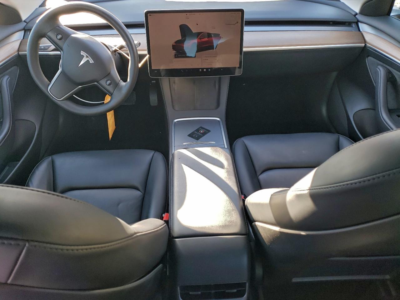 Tesla Model 3 Image 12