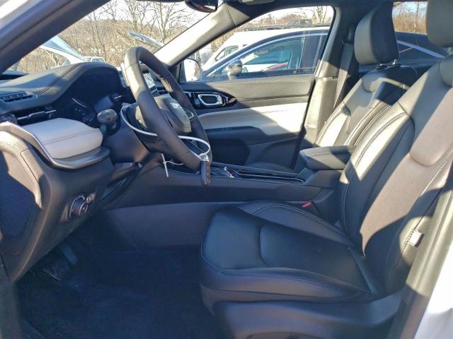 Jeep Compass Limited Image 9