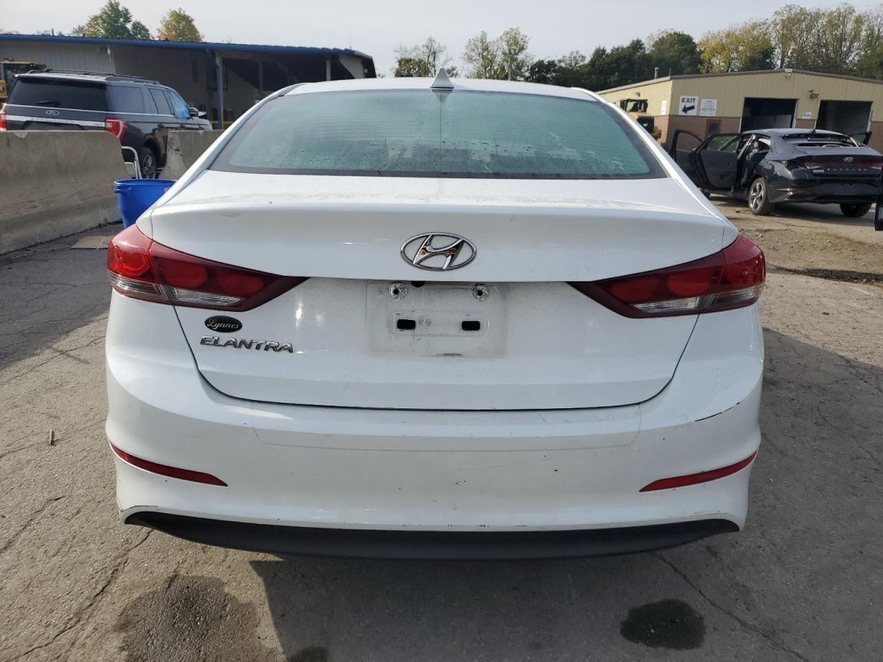 Hyundai ELANTRA Sel Image 4