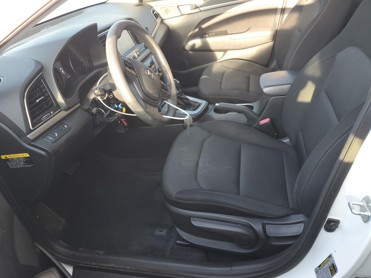 Hyundai ELANTRA Sel Image 6