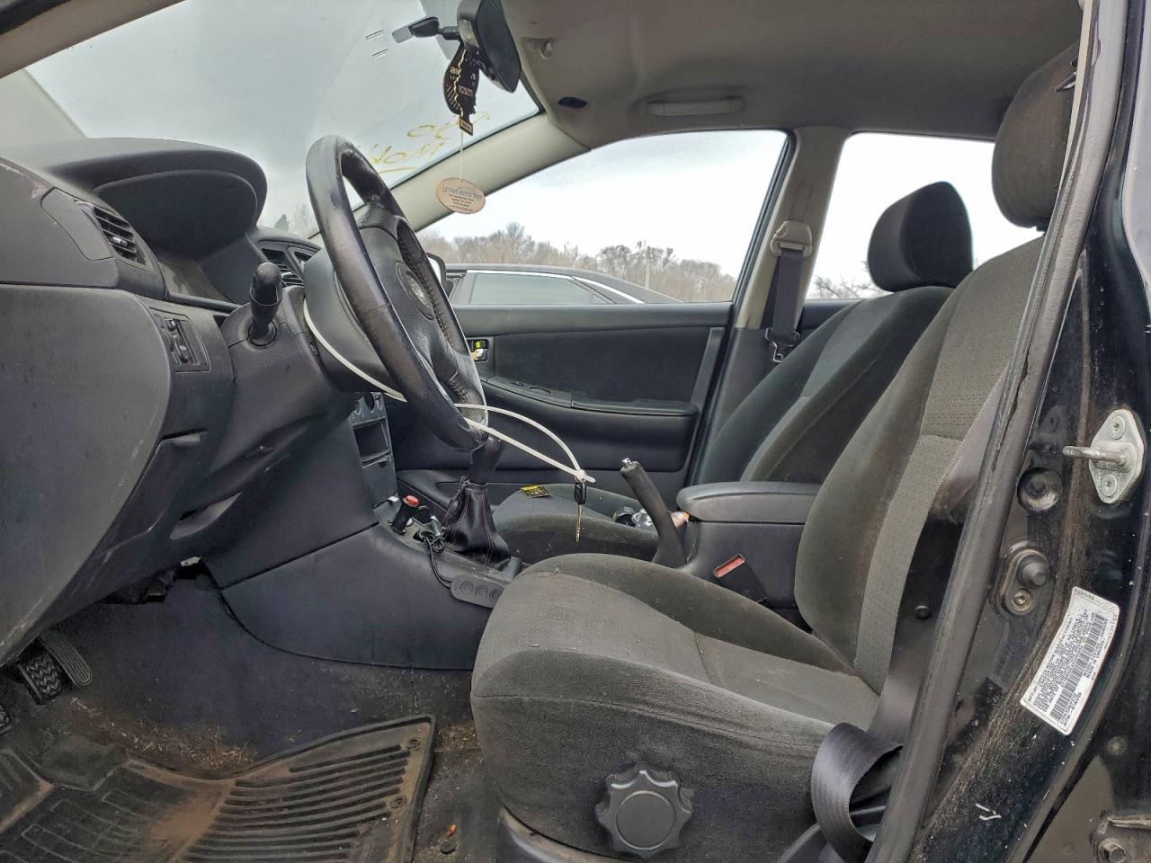 Toyota Corolla Ce Image 7