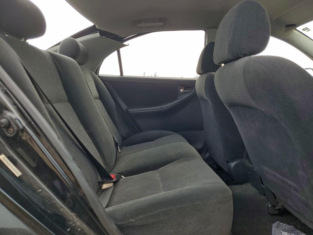 Toyota Corolla Ce Image 12