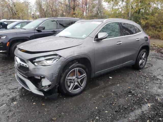  Salvage Mercedes-Benz GLA