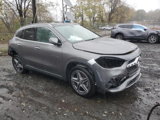 Mercedes-Benz GLA 250 4matic Image 6
