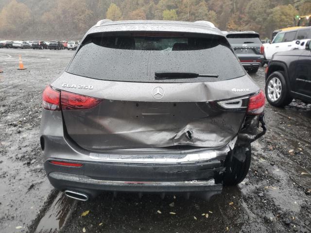 Mercedes-Benz GLA 250 4matic Image 8