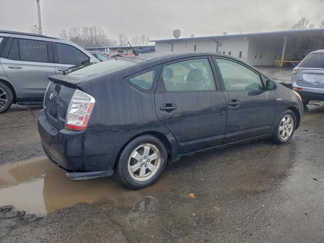 Toyota Prius Image 2