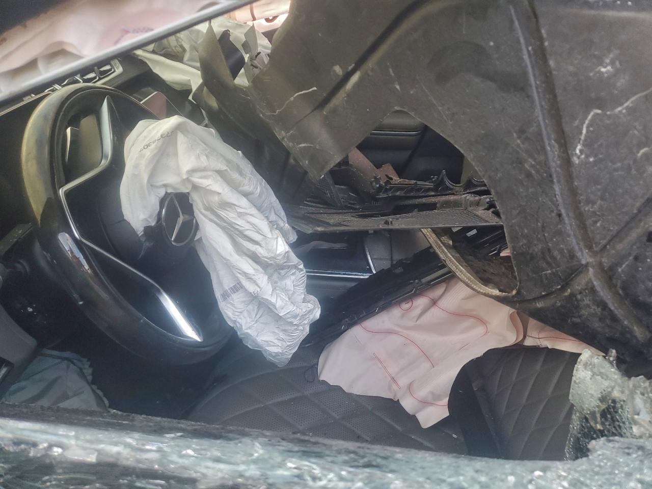 Mercedes-Benz S-Class 500 4matic Image 3