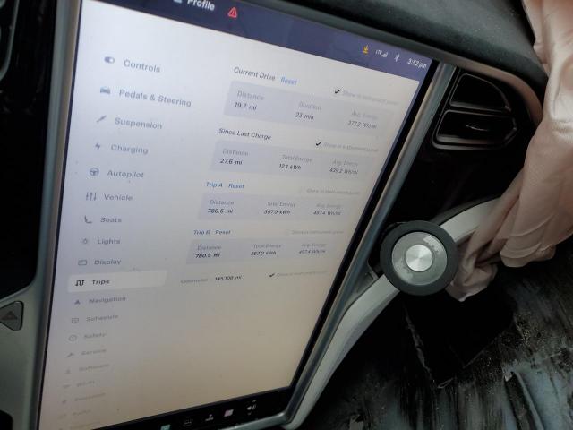 Tesla Model X Image 7