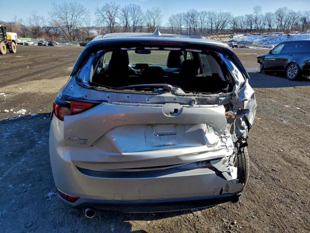 Mazda Cx Grand Touring Image 3