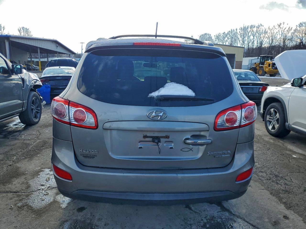 Hyundai SANTA FE Limited Image 5