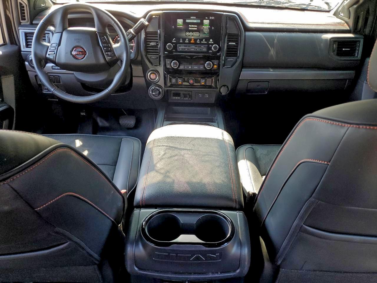 Nissan Titan Sv Image 12