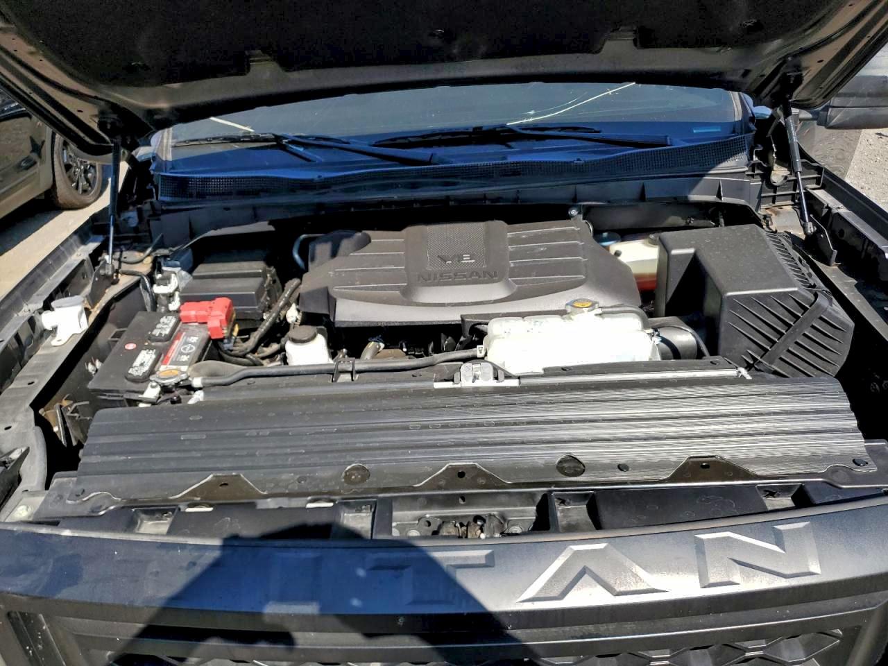 Nissan Titan Sv Image 11