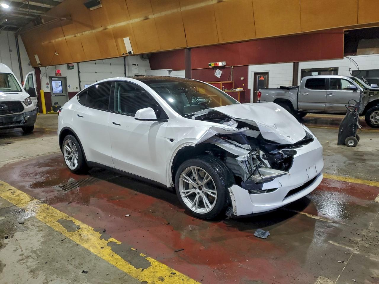 Tesla Model Y Image 5