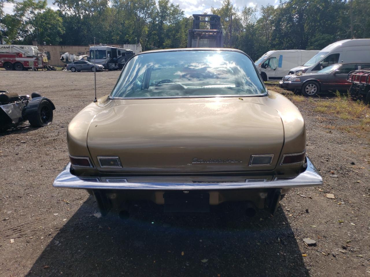 Studebaker Avanti Image 4