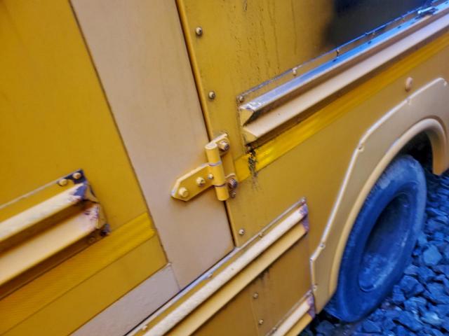 Chevrolet Express Image 3