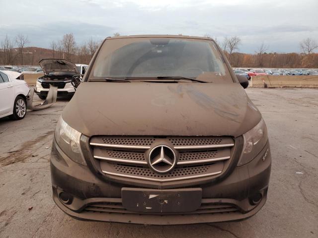 Mercedes-Benz Metris Image 3