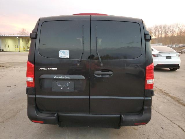 Mercedes-Benz Metris Image 8