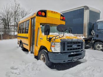  Salvage Ford Econoline E350 Super Duty
