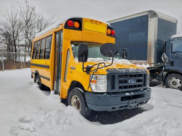  Salvage Ford Econoline E350 Super Duty