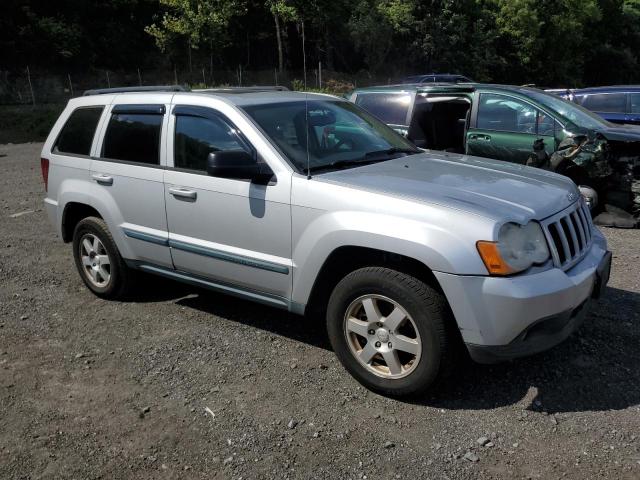 Jeep Grand Cherokee Laredo Image 2