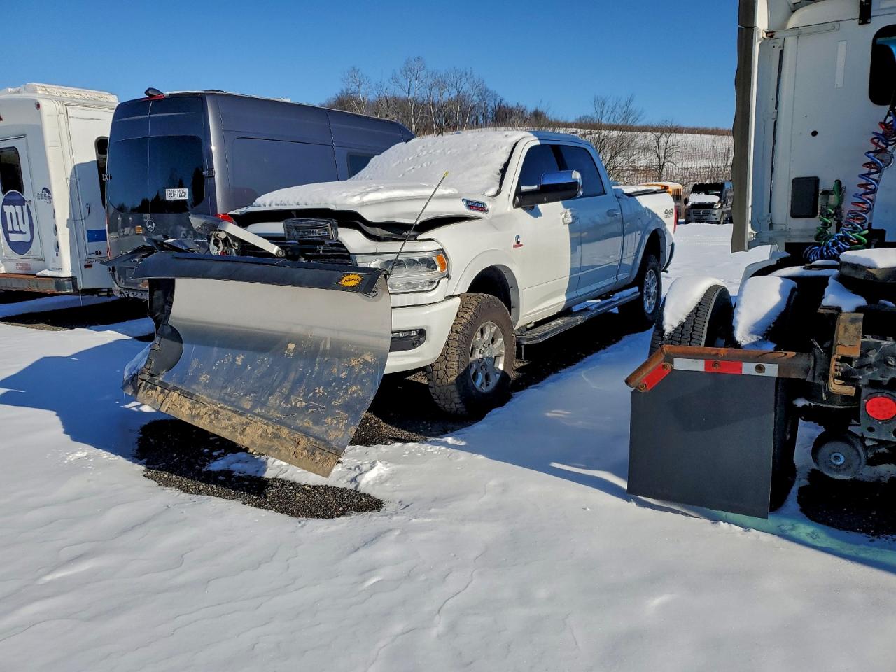 Ram 2500 Laramie Image 1