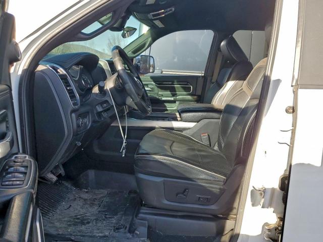 Ram 2500 Laramie Image 3