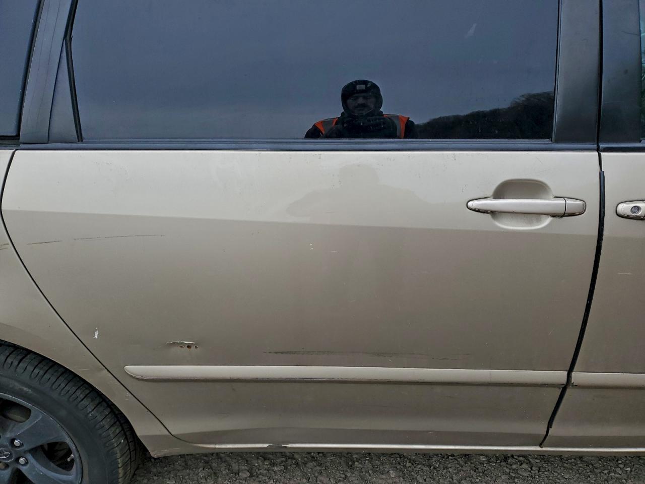 Toyota Sienna Le Image 8